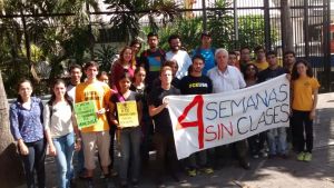 Estudiantes de la USB exigen salario digno para profesores universitarios (Fotos)