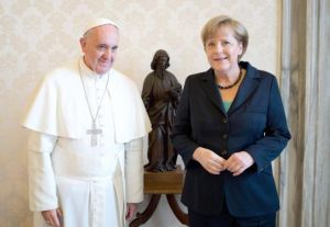El papa Francisco y Angela Merkel entre los favoritos al Premio Nobel de la Paz