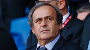Michel Platini cree que Gianni Infantino debería renunciar a su puesto como presidente de la Fifa