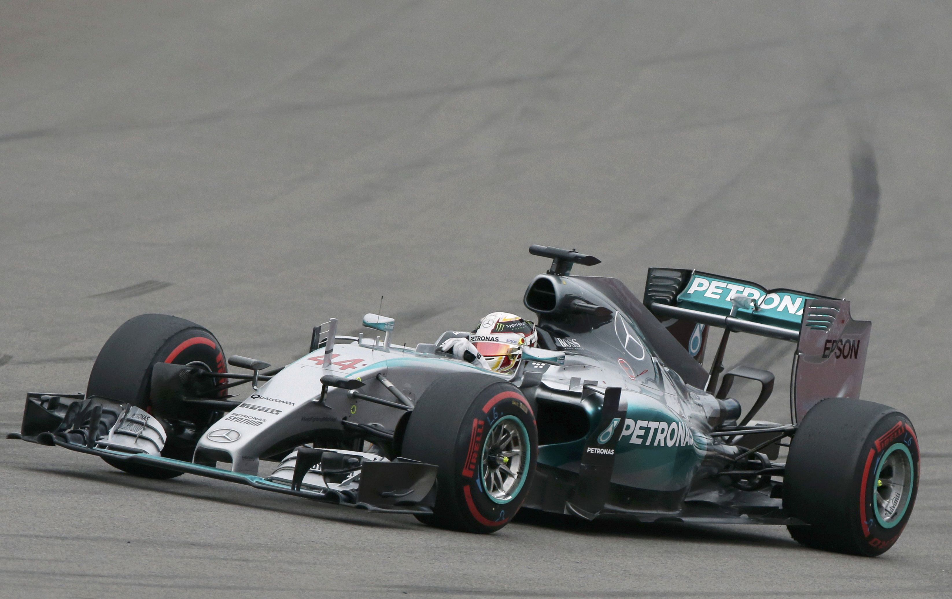 Lewis Hamilton gana el GP de Rusia