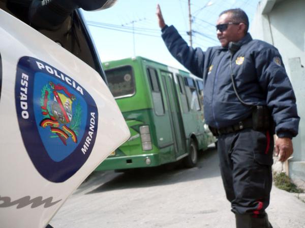 Cuatro delincuentes se mataron con granada que le lanzaron a policías en Ocumare del Tuy