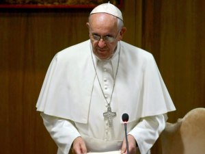 Papa Francisco denuncia que intereses y mala política frenan la lucha contra el hambre