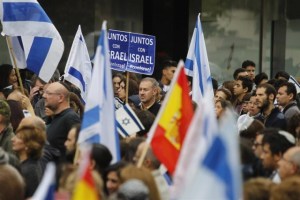 Una multitud se concentró en Madrid en apoyo a Israel por ola de atentados