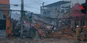 Ocho heridos por explosión que derrumbó edificación en Río de Janeiro