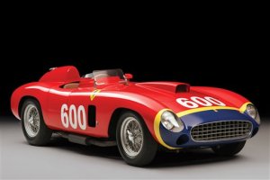 Subastarán un Ferrari modelo 1956 del legendario Juan Manuel Fangio (Foto)