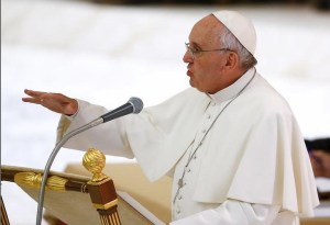 Papa Francisco pide que el lenguaje de los políticos no alimente odios y miedos