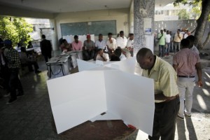 Haití a la espera de los resultados preliminares de elecciones