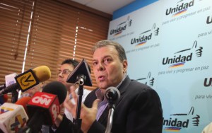 Timoteo Zambrano: CNE ha fracasado en su política de acompañamiento con Unasur