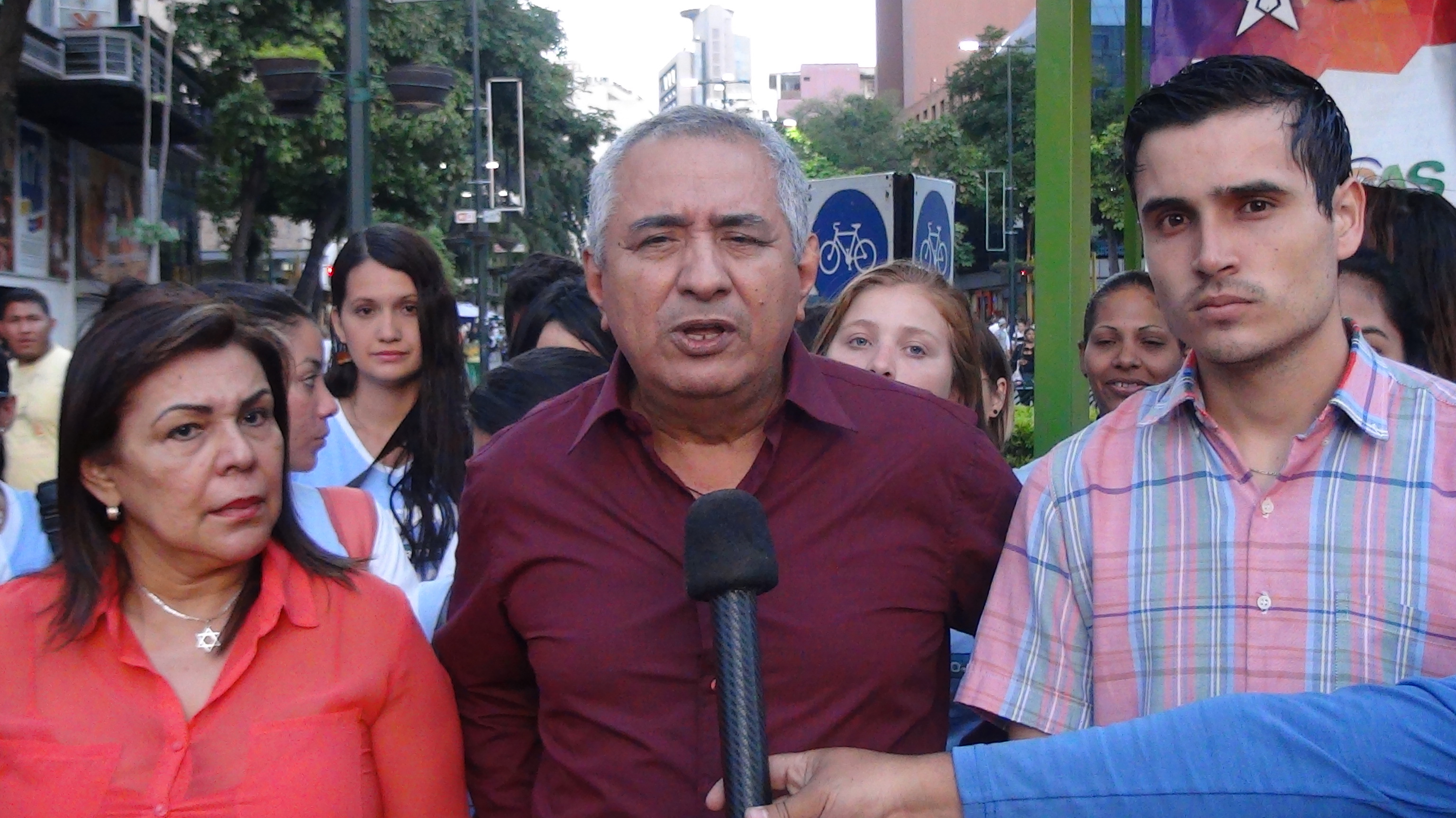 Pablo Medina: Nicolás Maduro está desangrando al país