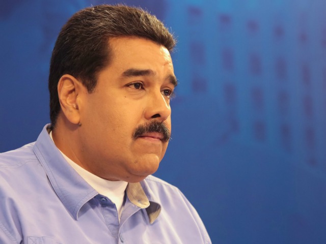 ¿Salvando el bigote? Maduro entrega casa en Yaracuy