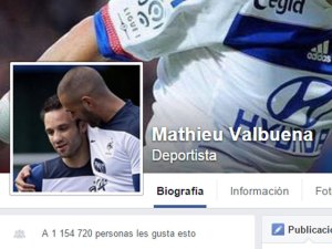 Valbuena cuelga en Facebook una foto junto a Benzema