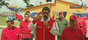 ¡La nueva promesa de Maduro! Se cortará el bigote si no entrega la vivienda 1 millón (VIDEO)
