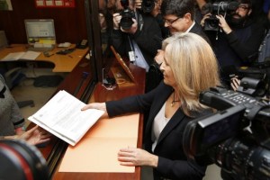 Tribunal Constitucional de España suspendió el plan independentista catalán