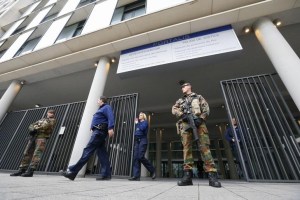 Detienen a seis personas en operación antiterrorista en Bruselas