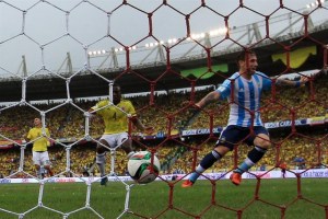 Argentina logra su primera victoria en las eliminatorias mundialistas al vencer a Colombia