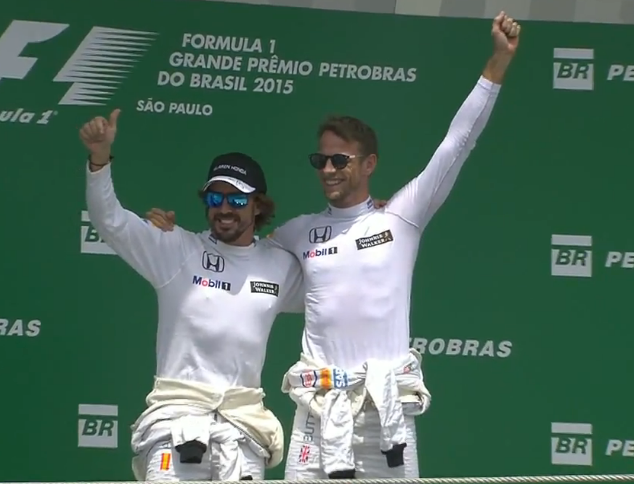 Honda expresó su agrado por esta foto que se tomó Alonso en Brasil
