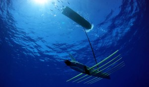 Este nuevo dron espía submarino obtiene su energía del sol y las olas (Fotos)