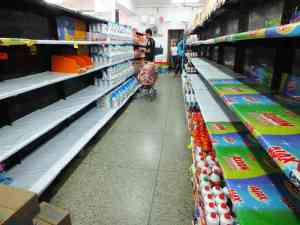Comercios optan por jabones pocos reconocidos ante escasez de detergente en El Tigre