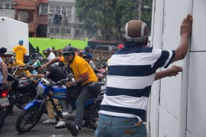 Asesinato de Luis Manuel Díaz caldea la ya agresiva campaña del 6D