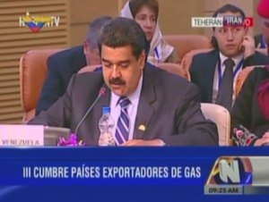 Maduro insiste en Teherán “defender precios justos” del gas