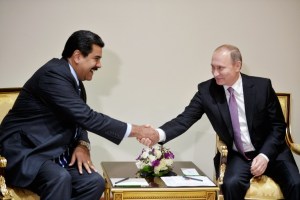 Maduro agradece a Putin sus esfuerzos por que “reine la paz en el mundo”