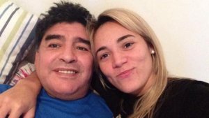A Maradona lo echaron de un hotel en Maracaibo por su mal comportamiento (Video)