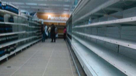 Central Bolivariana Socialista denuncia que no están llegando alimentos a red de supermercados