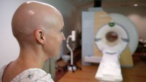 Comienzan ensayos en humanos de polémica píldora contra el cáncer