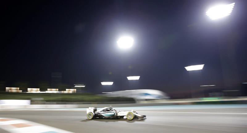 Nico Rosberg (Mercedes) se impone en Abu Dabi, último GP del 2015