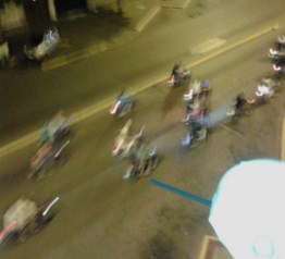 Reportan circulación de motorizados en Los Teques y en la avenida Victoria de Caracas (Video + Fotos)