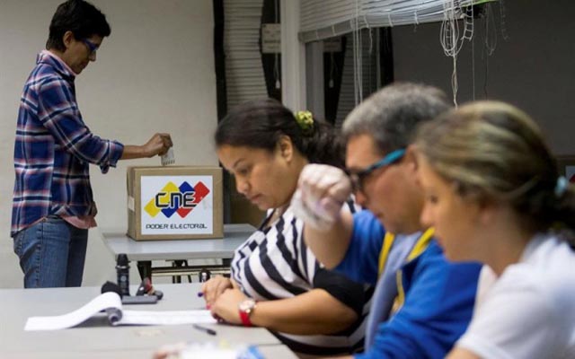 Venezuela espera resultados tras incidentes con invitados internacionales