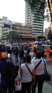 Venezolanos tomaron alrededores de Altamira para celebrar resultados #7D (Fotos + videos)