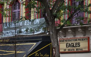 Eagles of Death Metal regresan al lugar de los atentados en París