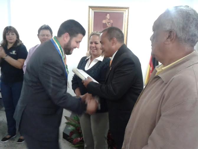 Cámara Municipal de Los Salias realizó Sesión Solemne en honor al aniversario de VP