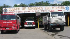 Bomberos de Los Salias trabajan sin camión para extinguir incendios