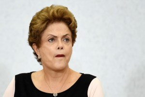 Las cifras que muestran la estrepitosa caída de la imagen de Dilma Rousseff (Infografía)