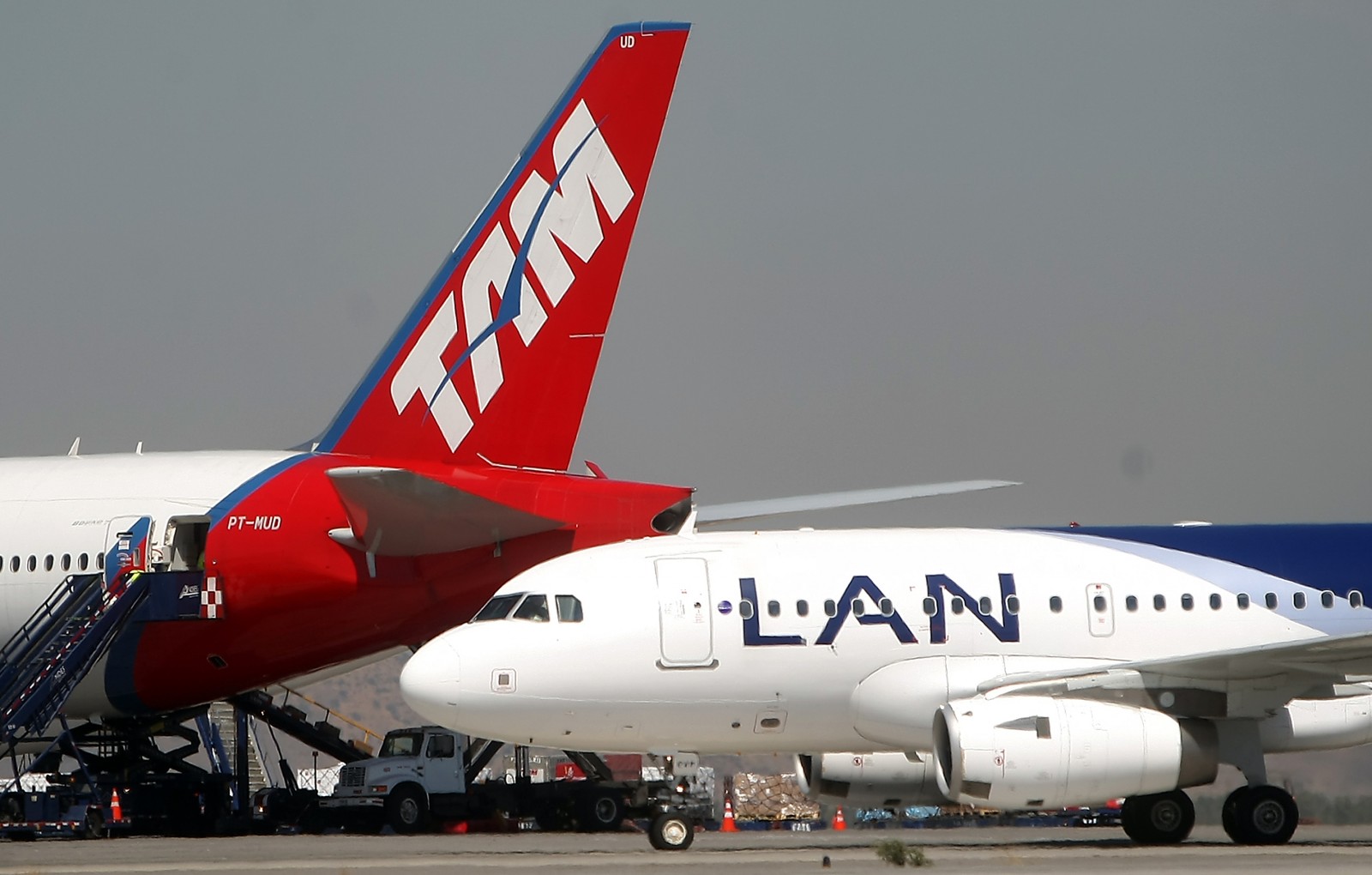 Latam Airlines cancela 51 vuelos en Chile por paro de funcionarios aéreos