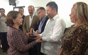 Alcalde Ledezma recibe Orden “Ciudadano Ilustre” en el municipio Los Salias