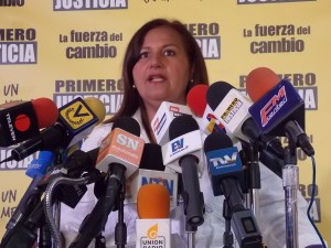 Dinorah Figuera solicitará la interpelación del Ministro Ventura en la nueva AN ante la grave crisis de salud