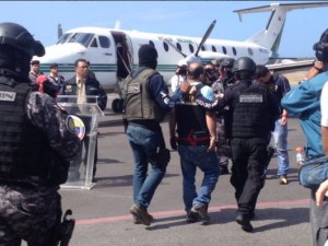 Expulsan a dos paramilitares colombianos capturados en la frontera colombo-venezolana