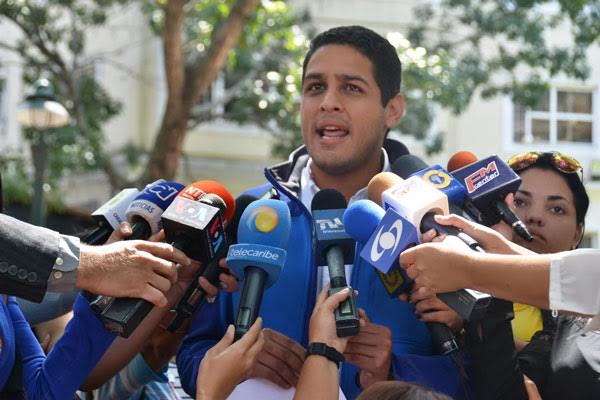 Olivares: Nuestra discusión es por la gente, es y tiene que ser por Venezuela y en unidad