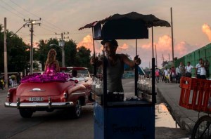 Negocio de quinceañeras florece en La Habana (Fotos)