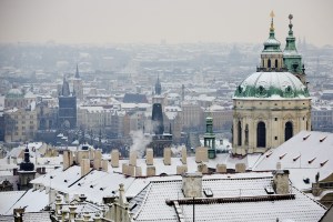 República Checa expulsó a 18 diplomáticos rusos acusados de espionaje