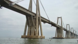 Puente sobre el Lago de Maracaibo cerrará este domingo por trabajos en sistema eléctrico