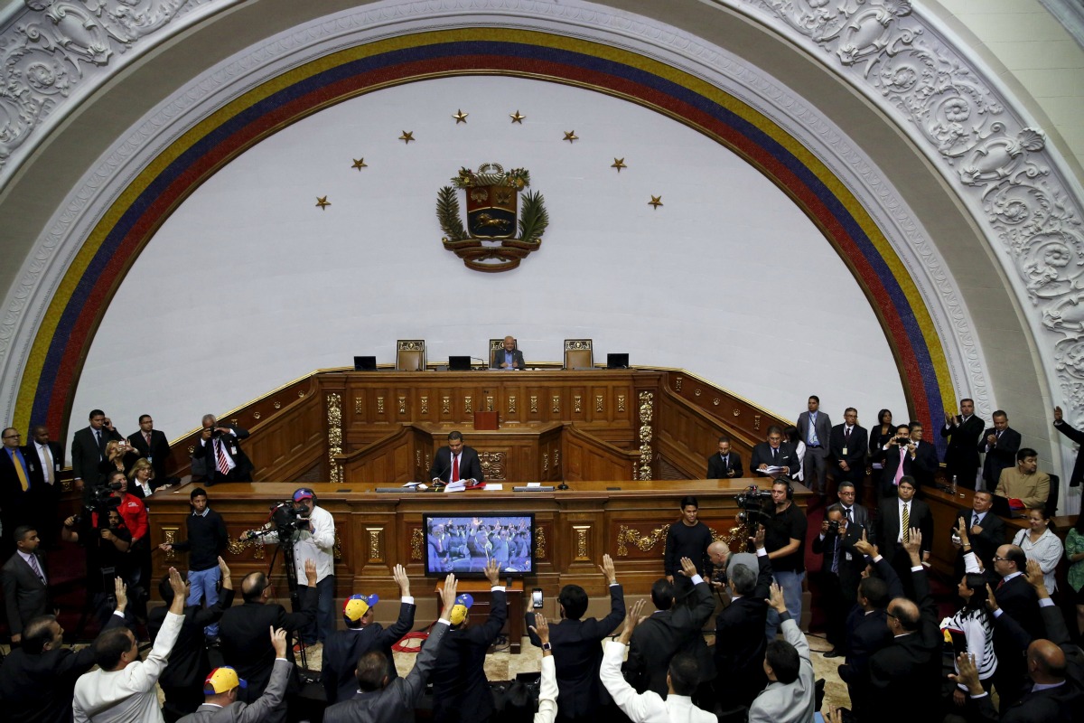 Maduro rendirá cuentas ante un parlamento dominado por la oposición