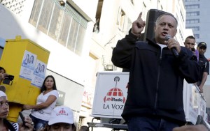 Cabello presionó para dirigir ministerio de la Defensa pero tuvo rechazo militar