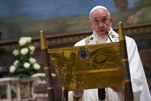 El Papa reitera su apoyo a las negociaciones de paz en Colombia