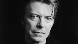 David Bowie, músico camaleónico y experimentador incansable