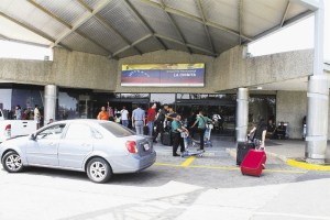 Aeropuerto La Chinita aún espera modernización prometida hace 2 años
