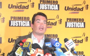 Guanipa: Exigimos un debate frente al país sobre las consecuencias del Decreto de Emergencia Económica